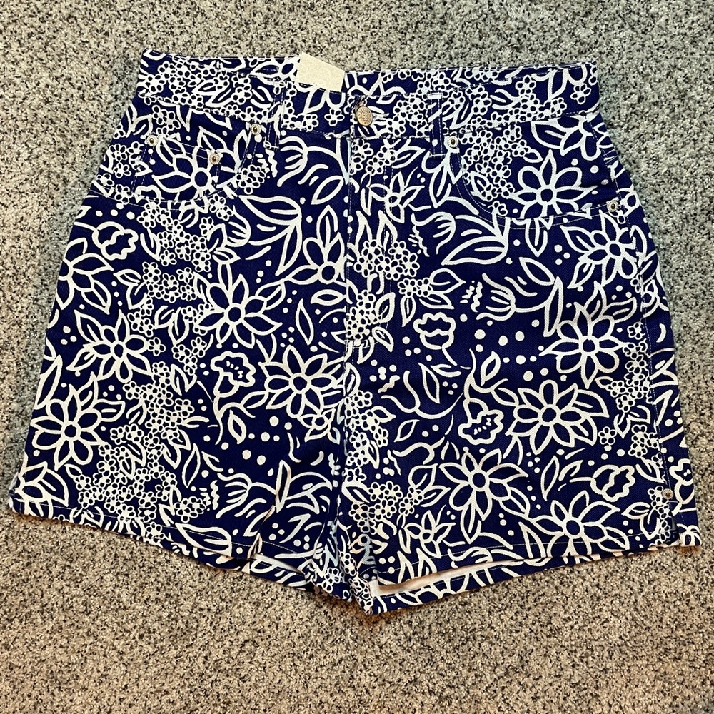 Bill Blass Classic Fit Jean Shorts Women Dark Blue Floral Print Size 10
